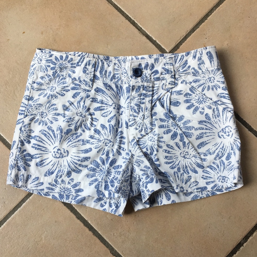 Like-new cotton shorts